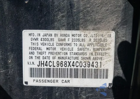2004 Acura Tsx z USA, uszkodzony, nr VIN JH4CL968X4C039431
